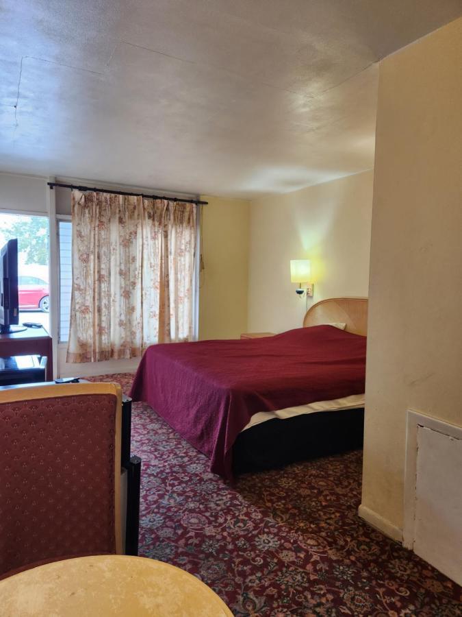 Econo Inn 克利尔沃特 外观 照片